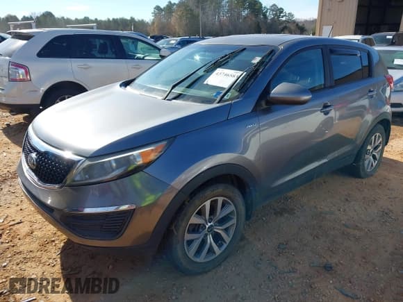 ✅ 2016 Kia Sportage LX • VIN: KNDPBCAC0G7803735 • Lot: 43746583. Wystawiony na IAAI z przebiegiem 218 961 mil. Bezpłatny archiwum sprzedaży aukcyjnych z USA i szczegółowy raport historii pojazdu na DreamBid. Zdjęcie 2.