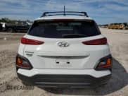 ✅ 2020 Hyundai Kona SEL • VIN: KM8K22AA5LU542063 • Лот: 70732083. Опубликован ранее на Copart с пробегом 51 719 миль. Бесплатный доступ к архиву аукционных продаж из США и подробный отчёт об истории автомобиля на DreamBid. Изображение 6.