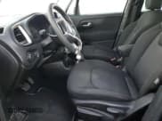 ✅ 2017 Jeep Renegade Sport • VIN: ZACCJAAB5HPE53049 • Lot: 75024744. Wystawiony na Copart z przebiegiem 102 118 mil. Bezpłatny archiwum sprzedaży aukcyjnych z USA i szczegółowy raport historii pojazdu na DreamBid. Zdjęcie 7.