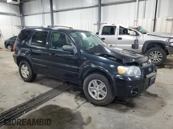✅ 2007 Ford Escape Limited • VIN: 1FMCU94137KA41757 • Lot: 85587475. Wystawiony na Copart z przebiegiem 207 084 mil. Bezpłatny archiwum sprzedaży aukcyjnych z USA i szczegółowy raport historii pojazdu na DreamBid. Zdjęcie 4.