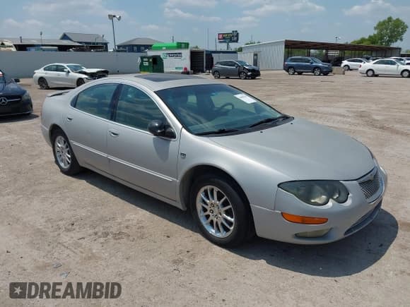 ✅ 2001 Chrysler 300M M • VIN: 2C3HE66G51H700674 • Lot: 42909341. Listed on IAAI with 223,701 mi. Free auction sales archive from the USA and detailed vehicle history report at DreamBid. Image 1.