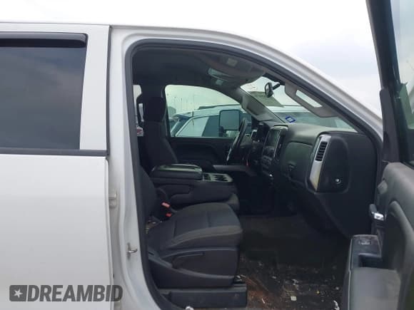 ✅ 2015 Chevrolet Silverado 2500HD LT • VIN: 1GC2KVEG8FZ544983 • Lot: 42264875. Wystawiony na IAAI z przebiegiem 186 478 mil. Bezpłatny archiwum sprzedaży aukcyjnych z USA i szczegółowy raport historii pojazdu na DreamBid. Zdjęcie 5.