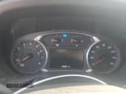 ✅ 2020 GMC Acadia SLE • VIN: 1GKKNKLS7LZ229864 • Lot: 71727305. Wystawiony na Copart z przebiegiem 60 269 mil. Bezpłatny archiwum sprzedaży aukcyjnych z USA i szczegółowy raport historii pojazdu na DreamBid. Zdjęcie 9.