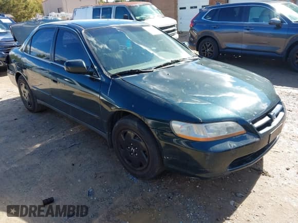 ✅ 2000 Honda Accord LX • VIN: 1HGCG164XYA016352 • Лот: 43578894. Опубликован ранее на IAAI с пробегом 210 849 миль. Бесплатный доступ к архиву аукционных продаж из США и подробный отчёт об истории автомобиля на DreamBid. Изображение 1.