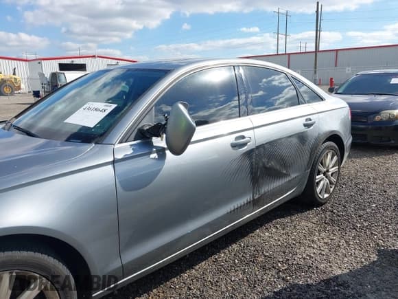 ✅ 2014 Audi A6 Premium Plus • VIN: WAUGFAFC8EN160638 • Lot: 43618648. Wystawiony na IAAI z przebiegiem 195 420 mil. Bezpłatny archiwum sprzedaży aukcyjnych z USA i szczegółowy raport historii pojazdu na DreamBid. Zdjęcie 6.