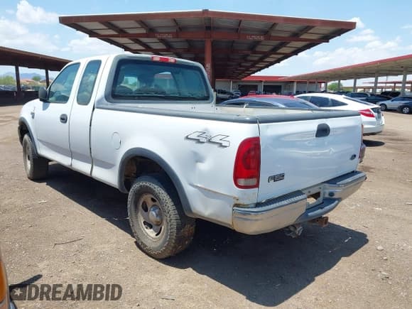 ✅ 2002 Ford F-150 XL • VIN: 2FTRX18W02CA22920 • Lot: 42426790. Listed on IAAI with 153,433 mi. Free auction sales archive from the USA and detailed vehicle history report at DreamBid. Image 3.
