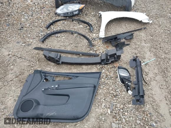 ✅ 2018 Nissan Rogue S • VIN: 5N1AT2MV4JC700743 • Лот: 43556649. Опубликован ранее на IAAI с пробегом 173 056 миль. Бесплатный доступ к архиву аукционных продаж из США и подробный отчёт об истории автомобиля на DreamBid. Изображение 12.