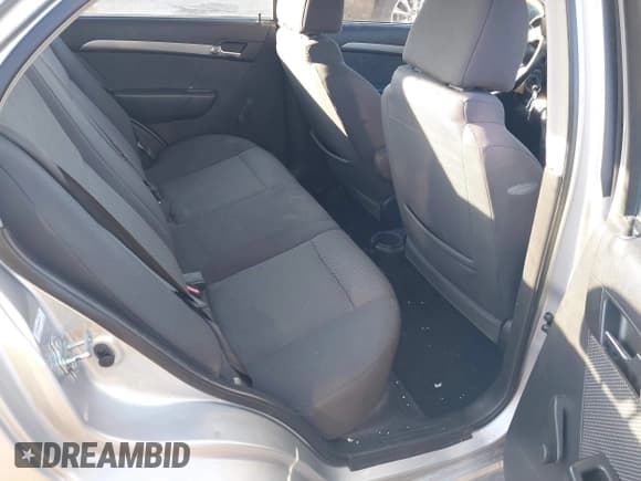 ✅ 2009 Chevrolet Aveo 1LT • VIN: KL1TD56EX9B374755 • Lot: 41334901. Wystawiony na IAAI z przebiegiem 105 967 mil. Bezpłatny archiwum sprzedaży aukcyjnych z USA i szczegółowy raport historii pojazdu na DreamBid. Zdjęcie 8.