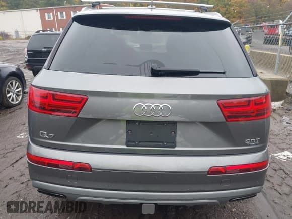 ✅ 2017 Audi Q7 Premium Plus • VIN: WA1LAAF74HD055585 • Lot: 43417753. Wystawiony na IAAI z przebiegiem 118 902 mil. Bezpłatny archiwum sprzedaży aukcyjnych z USA i szczegółowy raport historii pojazdu na DreamBid. Zdjęcie 16.