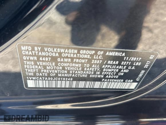 ✅ 2018 Volkswagen Passat SEL Premium • VIN: 1VWCA7A30JC015249 • Лот: 69469615. Опубликован ранее на Copart с пробегом 115 736 миль. Бесплатный доступ к архиву аукционных продаж из США и подробный отчёт об истории автомобиля на DreamBid. Изображение 10.