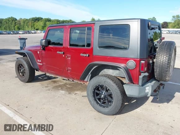 ✅ 2007 Jeep Wrangler X • VIN: 1J4GA39167L107341 • Lot: 43072556. Listed on IAAI with Not provided. Free auction sales archive from the USA and detailed vehicle history report at DreamBid. Image 3.