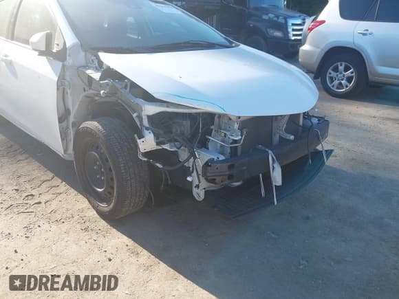 ✅ 2018 Toyota Corolla SE • VIN: 2T1BURHE8JC987780 • Лот: 43361958. Опубликован ранее на IAAI с пробегом 165 622 миль. Бесплатный доступ к архиву аукционных продаж из США и подробный отчёт об истории автомобиля на DreamBid. Изображение 6.