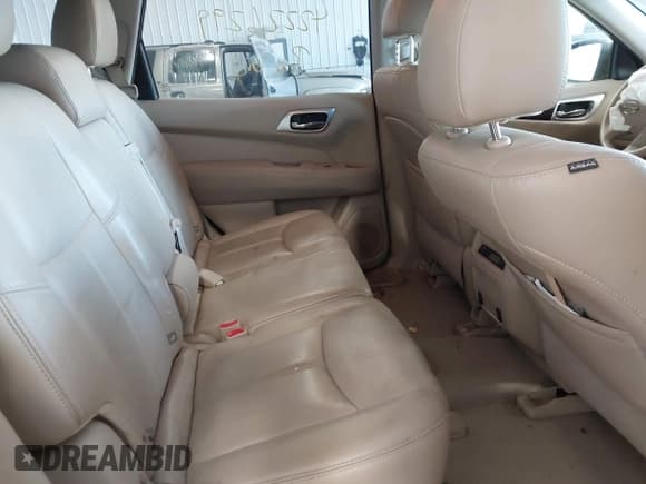✅ 2014 Nissan Pathfinder SV • VIN: 5N1AR2MM8EC677978 • Lot: 42226299. Listed on IAAI with 159,939 mi. Free auction sales archive from the USA and detailed vehicle history report at DreamBid. Image 8.