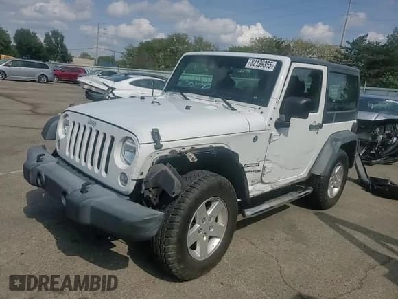 ✅ 2018 Jeep Wrangler Sport S • VIN: 1C4AJWAG1JL931316 • Lot: 82139355. Listed on Copart with 85,042 mi. Free auction sales archive from the USA and detailed vehicle history report at DreamBid. Image 14.