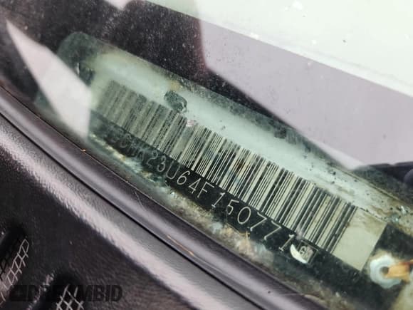 ✅ 2004 Chevrolet Silverado 2500HD LS • VIN: 1GCHK23U64F150771 • Lot: 87114365. Wystawiony na Copart z przebiegiem Nie podano. Bezpłatny archiwum sprzedaży aukcyjnych z USA i szczegółowy raport historii pojazdu na DreamBid. Zdjęcie 13.