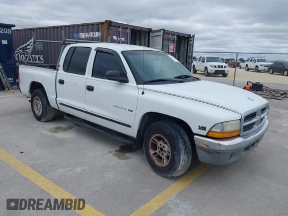 ✅ 2000 Dodge Dakota Sport • VIN: 1B7GL2AX2YS739075 • Лот: 41596495. Опубликован ранее на IAAI с пробегом 207 533 миль. Бесплатный доступ к архиву аукционных продаж из США и подробный отчёт об истории автомобиля на DreamBid. Изображение 1.