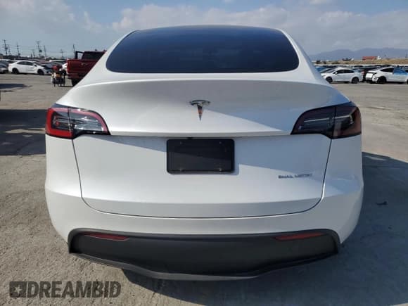 ✅ 2023 Tesla Model Y Long Range • VIN: 7SAYGDEE9PA118473 • Lot: 89553285. Listed on Copart with 25,093 mi. Free auction sales archive from the USA and detailed vehicle history report at DreamBid. Image 6.