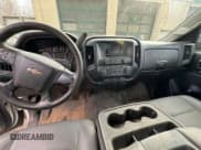 ✅ 2015 Chevrolet Silverado 2500HD Work Truck • VIN: 1GB0CUEG7FZ519530 • Lot: 56234965. Wystawiony na Copart z przebiegiem Nie podano. Bezpłatny archiwum sprzedaży aukcyjnych z USA i szczegółowy raport historii pojazdu na DreamBid. Zdjęcie 9.