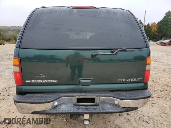 2001 Chevrolet Suburban LT с VIN 3GNEC16T51G212577, выставлен на аукционе Copart как лот 79689664 с пробегом 247 117 миль миль и Списание • Salvage title. История ставок и продаж доступна на DreamBid. Изображение 6.
