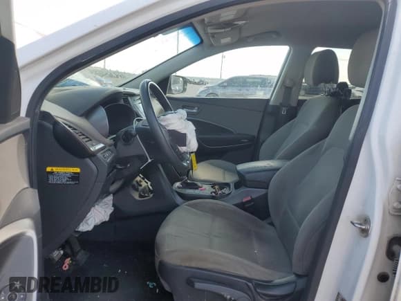 ✅ 2017 Hyundai Santa Fe 2.4L • VIN: 5NMZT3LB3HH009378 • Лот: 81868275. Опубликован ранее на Copart с пробегом Не указан. Бесплатный доступ к архиву аукционных продаж из США и подробный отчёт об истории автомобиля на DreamBid. Изображение 7.