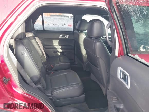 ✅ 2014 Ford Explorer Sport • VIN: 1FM5K8GT9EGA68760 • Lot: 43887547. Wystawiony na IAAI z przebiegiem 164 739 mil. Bezpłatny archiwum sprzedaży aukcyjnych z USA i szczegółowy raport historii pojazdu na DreamBid. Zdjęcie 8.