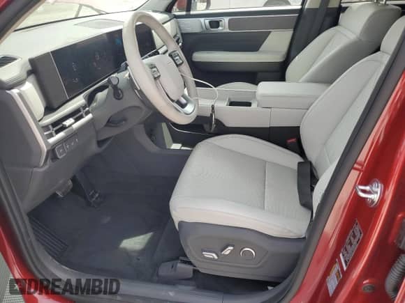 ✅ 2024 Hyundai Santa Fe SEL • VIN: 5NMP2DGL5RH063012 • Лот: 53204005. Размещён на Copart с пробегом 6 111 миль миль. Получите бесплатный доступ к архиву аукционных продаж из США и посмотрите подробный отчёт об истории автомобиля на DreamBid. Изображение 7.