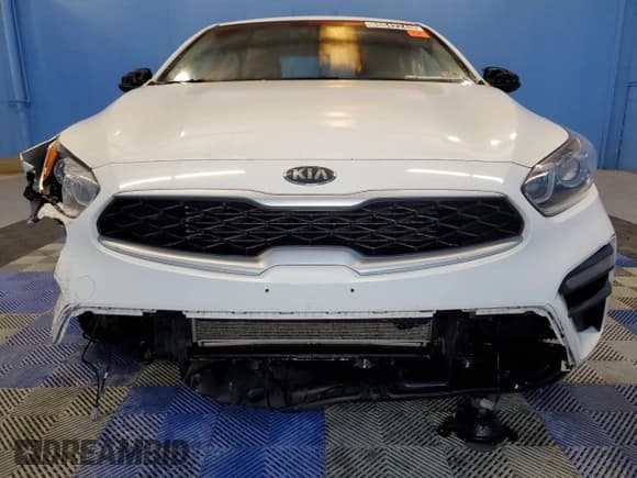 ✅ 2021 Kia Forte LXS • VIN: 3KPF24AD9ME308360 • Лот: 86642245. Опубликован ранее на Copart с пробегом 103 857 миль. Бесплатный доступ к архиву аукционных продаж из США и подробный отчёт об истории автомобиля на DreamBid. Изображение 5.