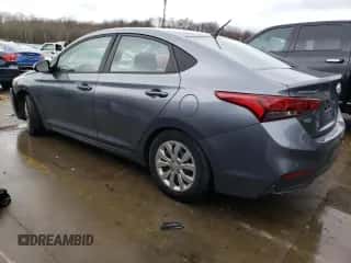 2019 Hyundai Accent SE z VIN 3KPC24A35KE047591, wystawiony jako Copart lot #39206464 z przebiegiem 80 879 mil mil oraz . Historia ofert i sprzedaży dostępna na DreamBid. Obrazek 2.