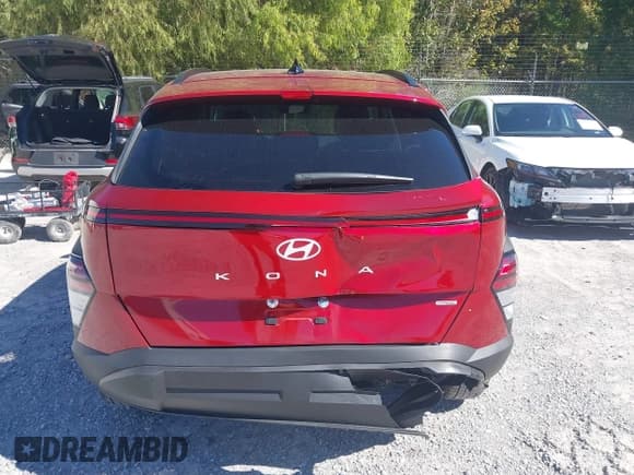 ✅ 2025 Hyundai Kona SEL • VIN: KM8HBCAB8SU308975 • Lot: 43605314. Listed on IAAI with 7,454 mi. Free auction sales archive from the USA and detailed vehicle history report at DreamBid. Image 16.