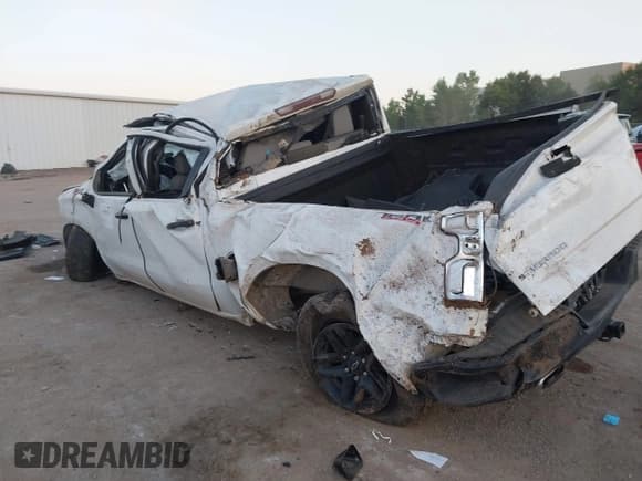 ✅ 2020 Chevrolet Silverado 1500 LT Trail Boss • VIN: 3GCPYFED2LG358965 • Lot: 43351315. Listed on IAAI with Not provided. Free auction sales archive from the USA and detailed vehicle history report at DreamBid. Image 3.