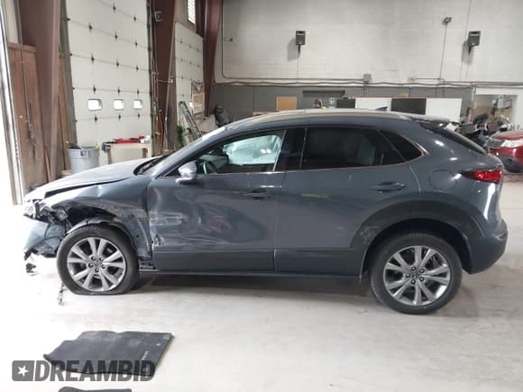 ✅ 2021 Mazda CX-30 Premium • VIN: 3MVDMBDM4MM217681 • Лот: 43559075. Опубликован ранее на IAAI с пробегом 49 118 миль. Бесплатный доступ к архиву аукционных продаж из США и подробный отчёт об истории автомобиля на DreamBid. Изображение 14.