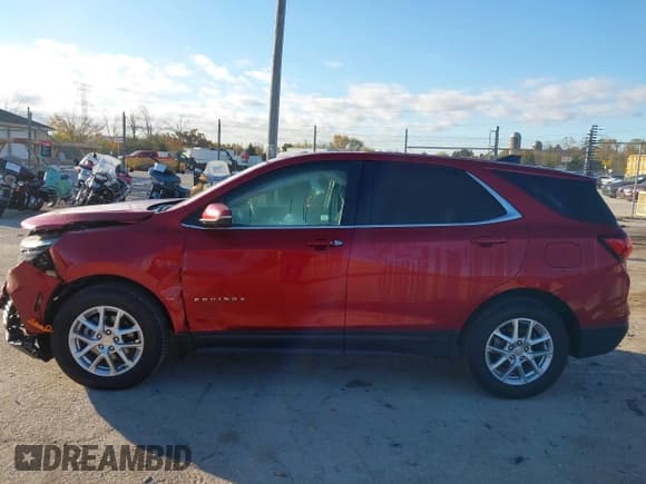 ✅ 2024 Chevrolet Equinox LT • VIN: 3GNAXUEG8RL374800 • Lot: 43523530. Listed on IAAI with 10,368 mi. Free auction sales archive from the USA and detailed vehicle history report at DreamBid. Image 14.