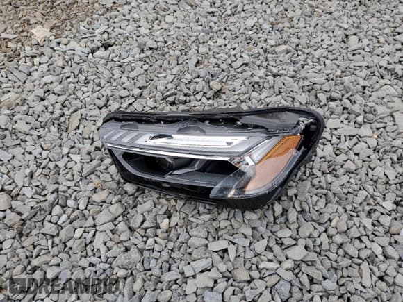 ✅ 2021 Audi SQ5 Prestige • VIN: WA1C4AFY8M2025690 • Лот: 91475225. Опубликован ранее на Copart с пробегом Не указан. Бесплатный доступ к архиву аукционных продаж из США и подробный отчёт об истории автомобиля на DreamBid. Изображение 13.