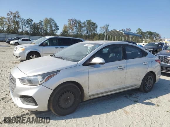 ✅ 2018 Hyundai Accent SE • VIN: 3KPC24A39JE008520 • Лот: 73932004. Опубликован ранее на Copart с пробегом 127 147 миль. Бесплатный доступ к архиву аукционных продаж из США и подробный отчёт об истории автомобиля на DreamBid. Изображение 1.