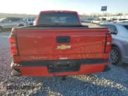 ✅ 2017 Chevrolet Silverado 1500 Custom • VIN: 1GCRCPEH7HZ340601 • Lot: 82903254. Wystawiony na Copart z przebiegiem 110 334 mil. Bezpłatny archiwum sprzedaży aukcyjnych z USA i szczegółowy raport historii pojazdu na DreamBid. Zdjęcie 6.