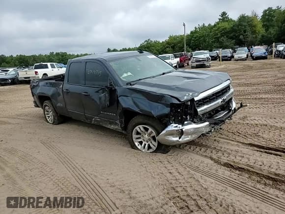 ✅ 2017 Chevrolet Silverado 1500 LT • VIN: 1GCVKREC1HZ146048 • Лот: 72072215. Опубликован ранее на Copart с пробегом 129 380 миль. Бесплатный доступ к архиву аукционных продаж из США и подробный отчёт об истории автомобиля на DreamBid. Изображение 13.