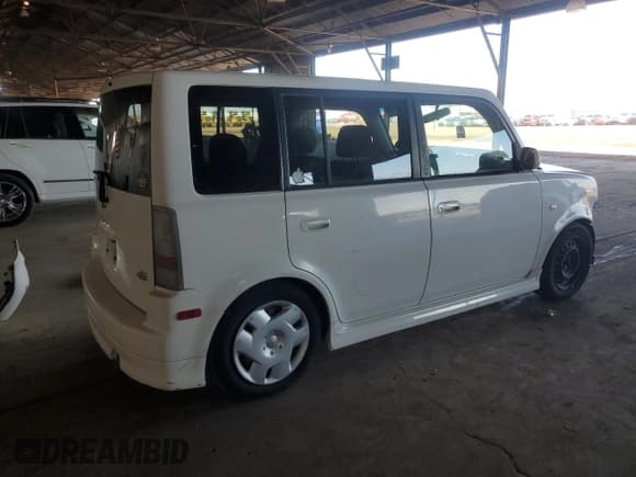 ✅ 2005 Scion xB • VIN: JTLKT334650183058 • Lot: 89907175. Wystawiony na Copart z przebiegiem 125 360 mil. Bezpłatny archiwum sprzedaży aukcyjnych z USA i szczegółowy raport historii pojazdu na DreamBid. Zdjęcie 3.