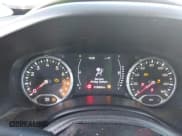 ✅ 2017 Jeep Renegade Sport • VIN: ZACCJBAB9HPF98049 • Lot: 43645437. Wystawiony na IAAI z przebiegiem 218 303 mil. Bezpłatny archiwum sprzedaży aukcyjnych z USA i szczegółowy raport historii pojazdu na DreamBid. Zdjęcie 7.