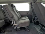 ✅ 2024 Ford Transit Passenger XLT • VIN: 1FBAX2Y84RKA86344 • Lot: 95713775. Wystawiony na Copart z przebiegiem 6 993 mil. Bezpłatny archiwum sprzedaży aukcyjnych z USA i szczegółowy raport historii pojazdu na DreamBid. Zdjęcie 11.