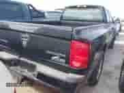 2010 Dodge Dakota z VIN 1D7CE3BK3AS164353, wystawiony jako IAAI lot #40646738 z przebiegiem 146 625 mil mil oraz . Historia ofert i sprzedaży dostępna na DreamBid. Obrazek 4.