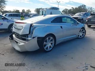 ✅ 2016 Cadillac ELR • VIN: 1G6RL1E41GU136319 • Lot: 41419125. Wystawiony na IAAI z przebiegiem 71 573 mil. Bezpłatny archiwum sprzedaży aukcyjnych z USA i szczegółowy raport historii pojazdu na DreamBid. Zdjęcie 4.