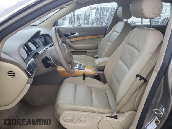 ✅ 2006 Audi A6 3.2L • VIN: WAUKH74F86N120937 • Lot: 86521934. Wystawiony na Copart z przebiegiem 197 345 mil. Bezpłatny archiwum sprzedaży aukcyjnych z USA i szczegółowy raport historii pojazdu na DreamBid. Zdjęcie 7.