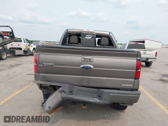 ✅ 2012 Ford F-150 Lariat • VIN: 1FTFW1EFXCFC05418 • Lot: 42330857. Wystawiony na IAAI z przebiegiem 118 094 mil. Bezpłatny archiwum sprzedaży aukcyjnych z USA i szczegółowy raport historii pojazdu na DreamBid. Zdjęcie 16.