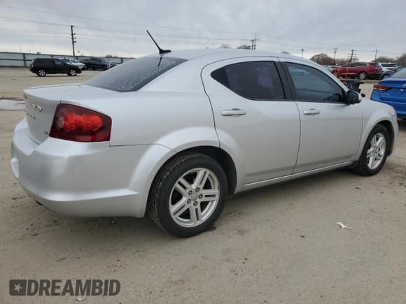 ✅ 2012 Dodge Avenger SXT • VIN: 1C3CDZCB2CN313839 • Lot: 44384125. Wystawiony na Copart z przebiegiem 134 849 mil. Bezpłatny archiwum sprzedaży aukcyjnych z USA i szczegółowy raport historii pojazdu na DreamBid. Zdjęcie 3.