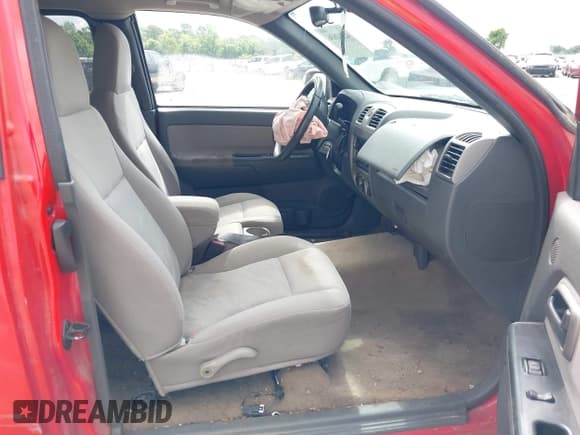 ✅ 2004 Chevrolet Colorado LS ZQ8 • VIN: 1GCCS196148212627 • Лот: 42242636. Опубликован ранее на IAAI с пробегом 95 521 миль. Бесплатный доступ к архиву аукционных продаж из США и подробный отчёт об истории автомобиля на DreamBid. Изображение 5.