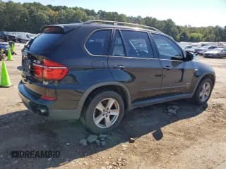 ✅ 2012 BMW X5 35i • VIN: 5UXZV4C59CL988081 • Lot: 85076705. Wystawiony na Copart z przebiegiem 169 036 mil. Bezpłatny archiwum sprzedaży aukcyjnych z USA i szczegółowy raport historii pojazdu na DreamBid. Zdjęcie 3.