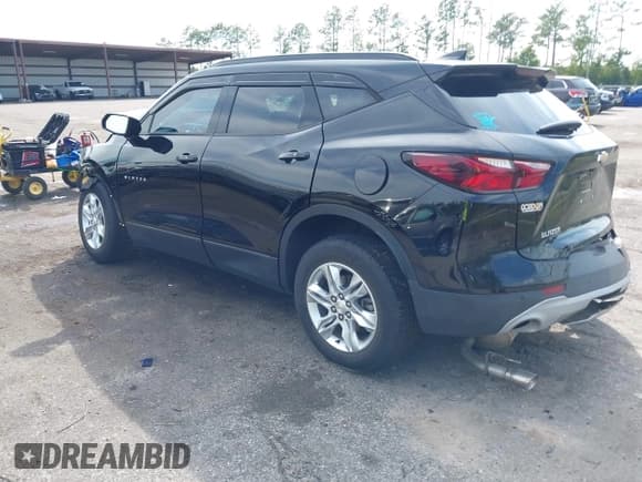 ✅ 2021 Chevrolet Blazer LT • VIN: 3GNKBCR40MS526564 • Lot: 43242379. Listed on IAAI with 86,649 mi. Free auction sales archive from the USA and detailed vehicle history report at DreamBid. Image 3.