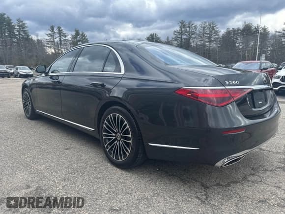 ✅ 2021 Mercedes-Benz S 580 • VIN: W1K6G7GBXMA017965 • Лот: 41888889. Опубликован ранее на IAAI с пробегом 56 932 миль. Бесплатный доступ к архиву аукционных продаж из США и подробный отчёт об истории автомобиля на DreamBid. Изображение 3.