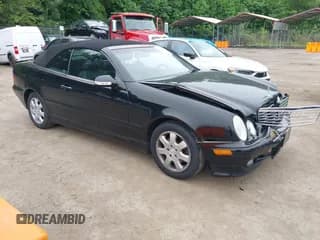 ✅ 2000 Mercedes-Benz CLK 320/430 • VIN: WDBLK65G4YT044091 • Lot: 42342250. Listed on IAAI with 112,325 mi. Free auction sales archive from the USA and detailed vehicle history report at DreamBid. Image 1.