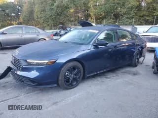 ✅ 2025 Honda Accord SE • VIN: 1HGCY1F46SA020435 • Лот: 87365405. Опубликован ранее на Copart с пробегом 10 268 миль. Бесплатный доступ к архиву аукционных продаж из США и подробный отчёт об истории автомобиля на DreamBid. Изображение 1.
